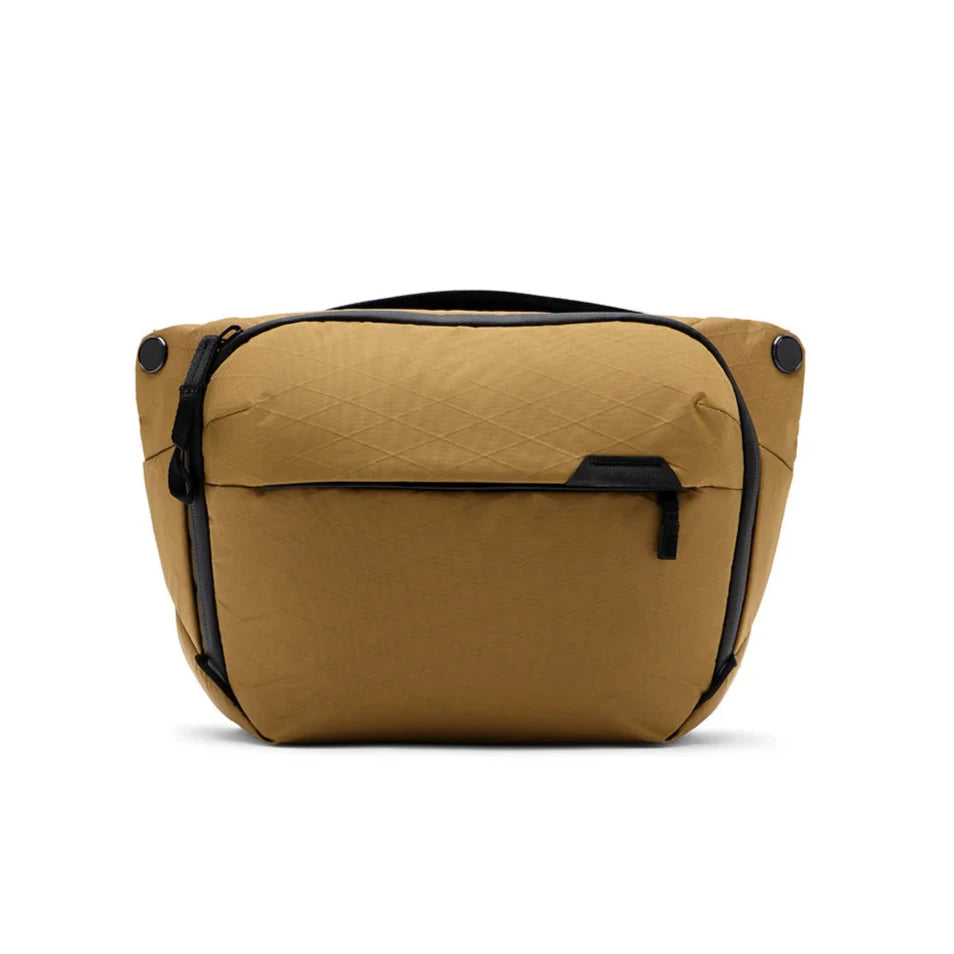 PEAK DESIGN EVERYDAY SLING 6L COYOTE
