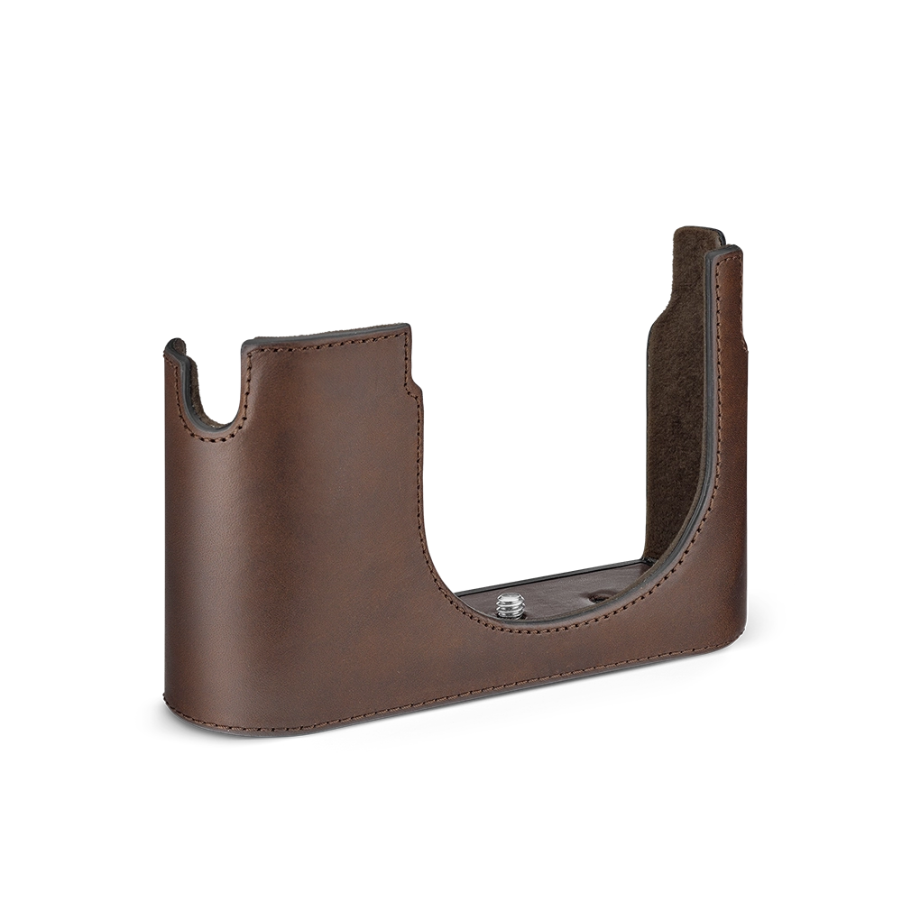 LEICA PROTECTOR Q3, HALFCASE LEATHER DARK BROWN PRE-ORDER